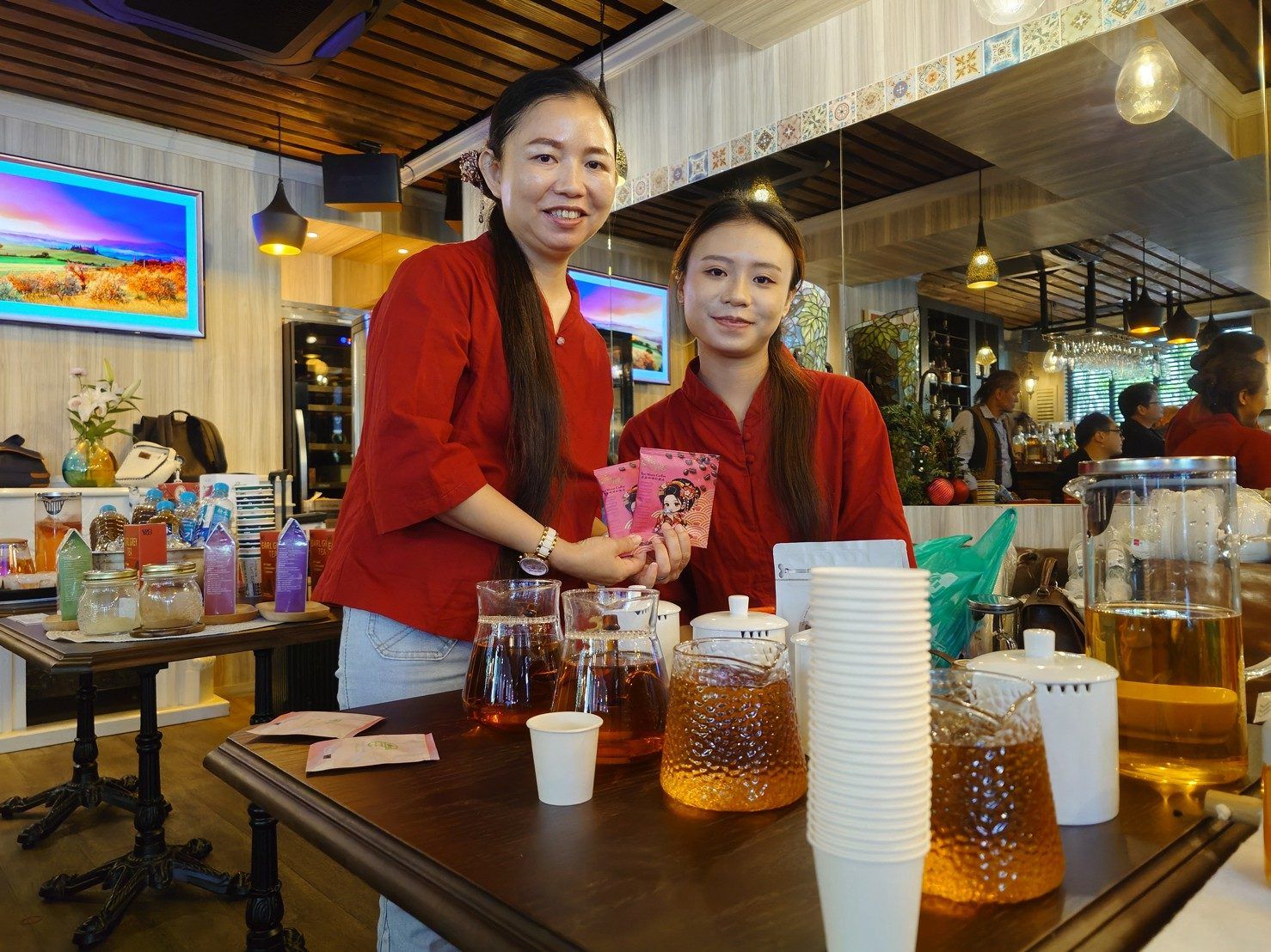 Tea tasting at event 2